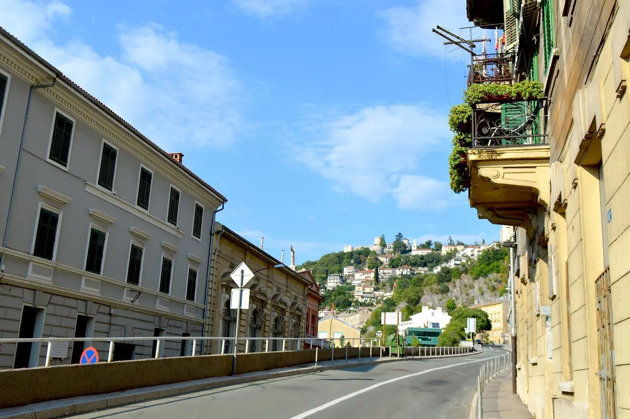 Apartment Lux Home Rijeka